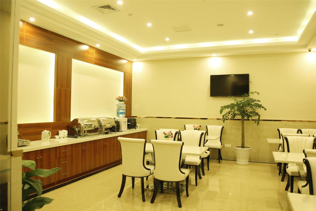 Greentree Inn Xinjiang Fukang Fukang Business Hotel Changji Exterior photo